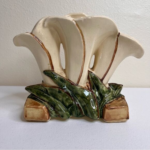 Vintage McCoy USA Triple Lily Vase 1950s Mid Century 7 Inch Tall Planter Beige - Picture 14 of 14